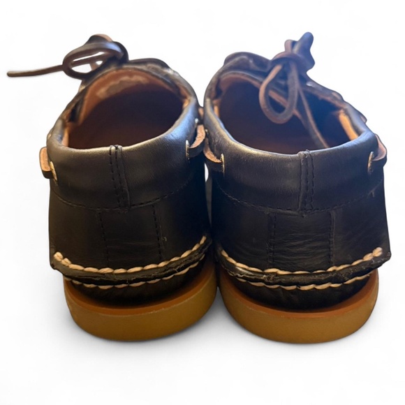 Sperry Gold Cup™ Authentic Original™ 2-Eye Boat Shoe (sz 7.5 M / 9 W) - Picture 4 of 8